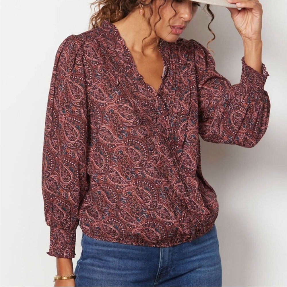 Evereve Maroon Paisley V-Neck Ruffle Blouse